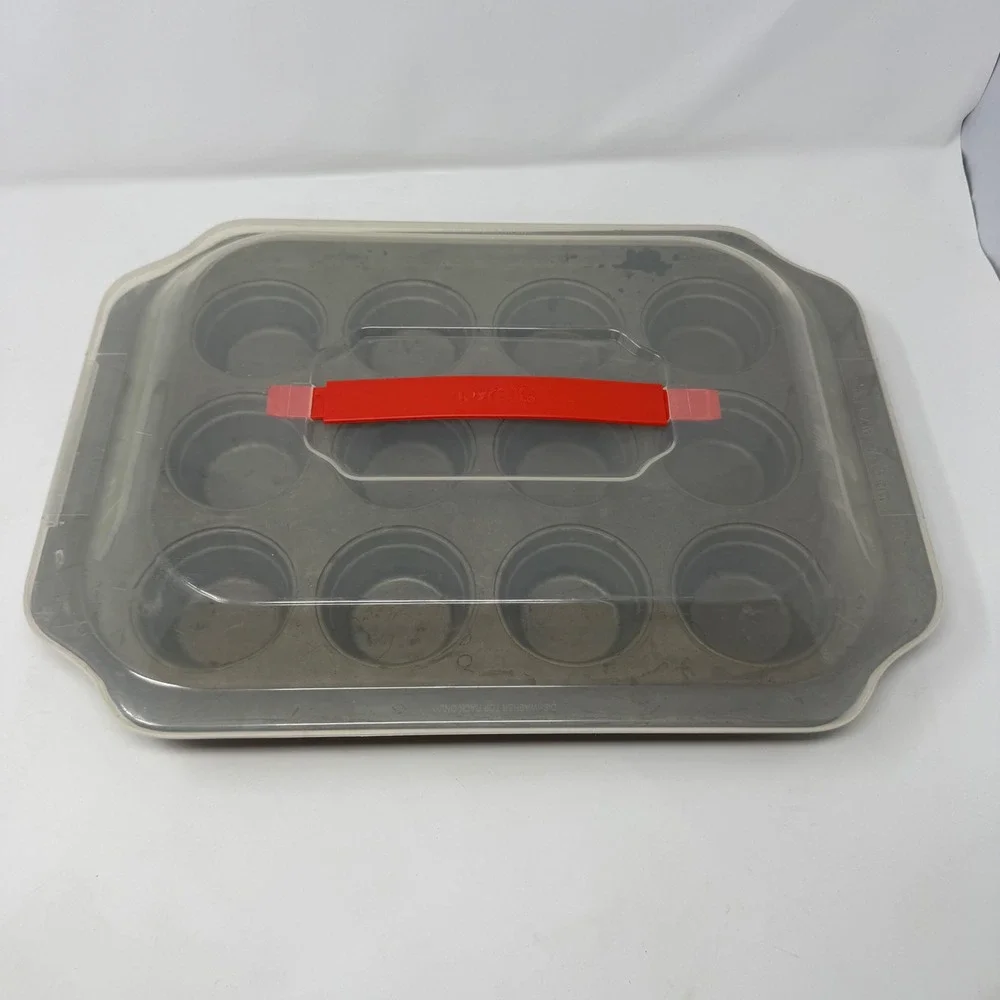 Pyrex Replacement Plastic Lid for 12 Cup Muffin Pan Clear Red Handle ~16.5x12